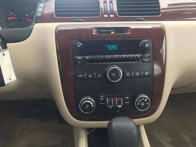 2010 Chevrolet Impala LS 4DR Sedan